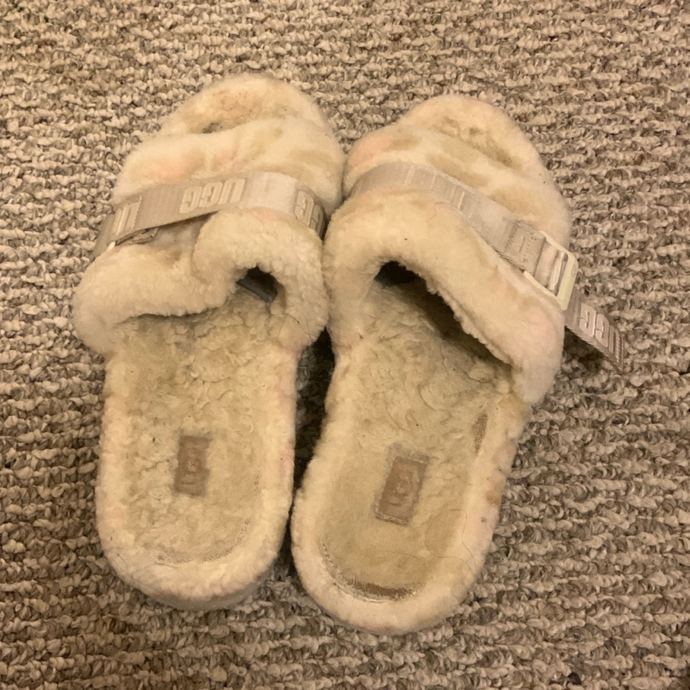 Ugg slides